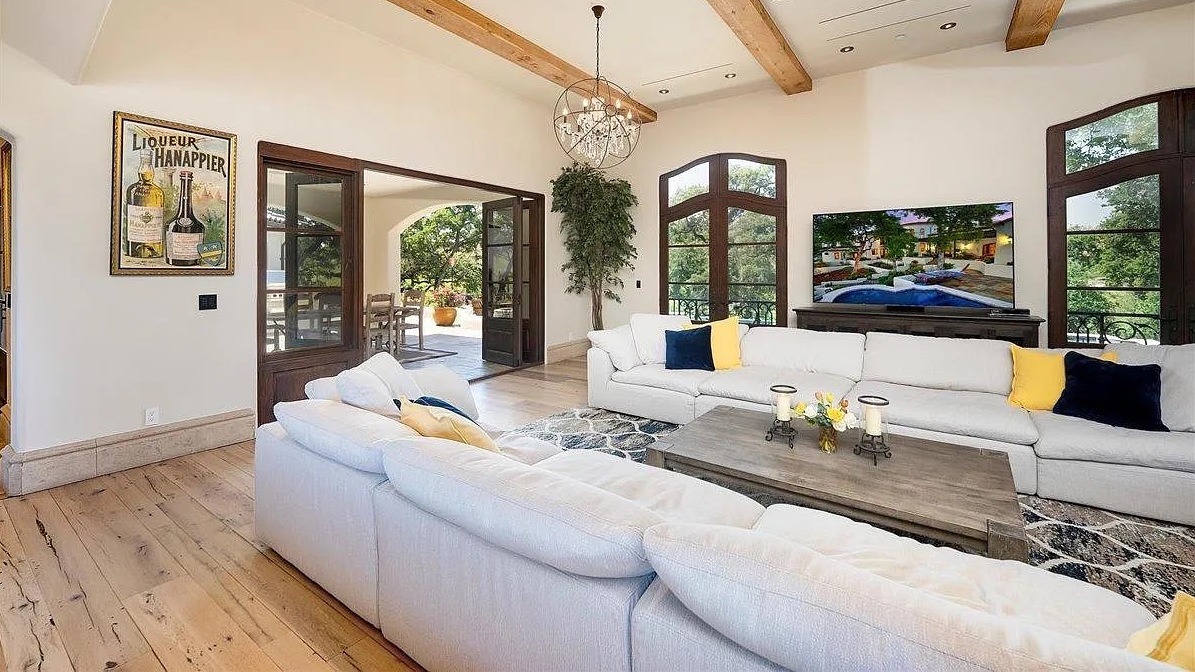 full-service interior painting