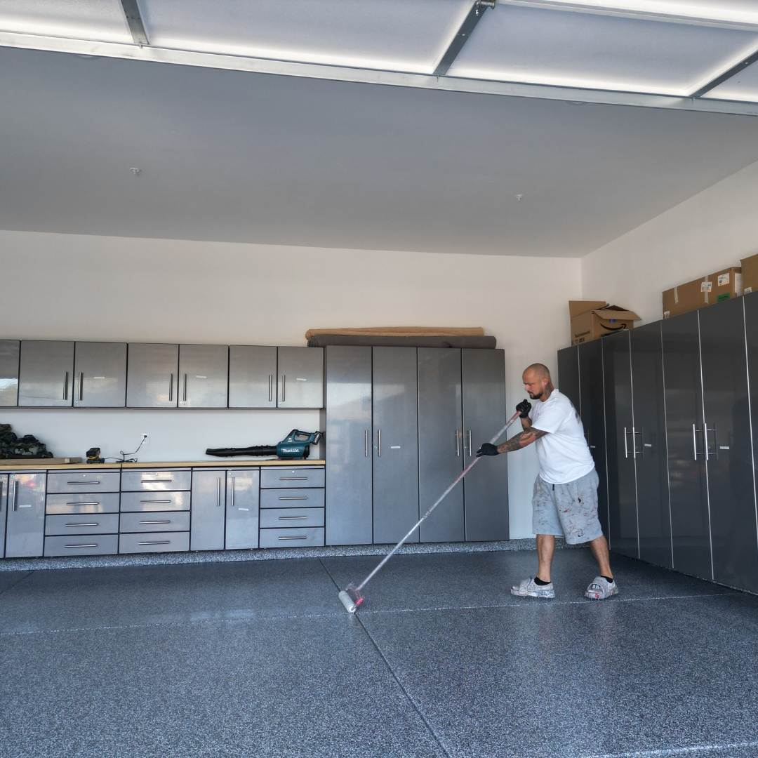 Garage epoxy floor in Granite Bay by Trico Painting Epoxy garage floor in Granite Bay CA by Trico Painting – flake system with polyaspartic top coat.