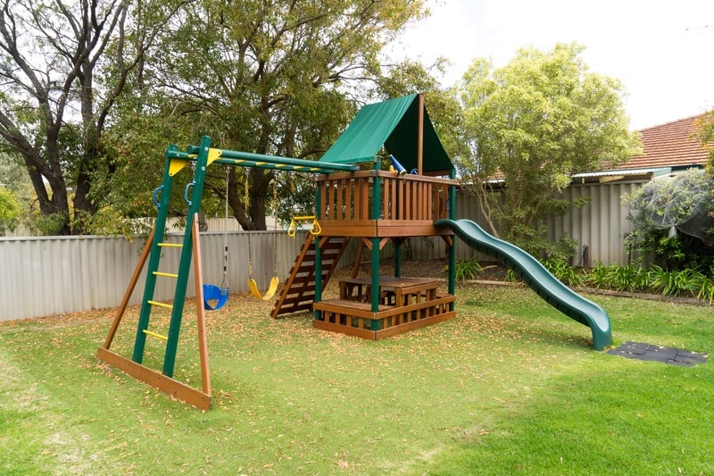 Trico Painting Deck & Fence Painting